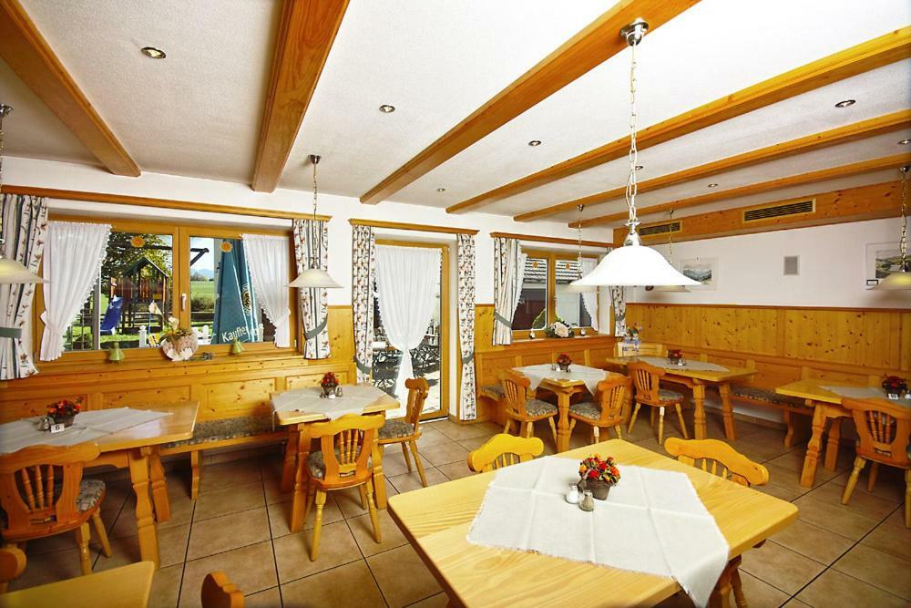 Gasthof "Zum Strauss" Hotel Wildsteig Luaran gambar