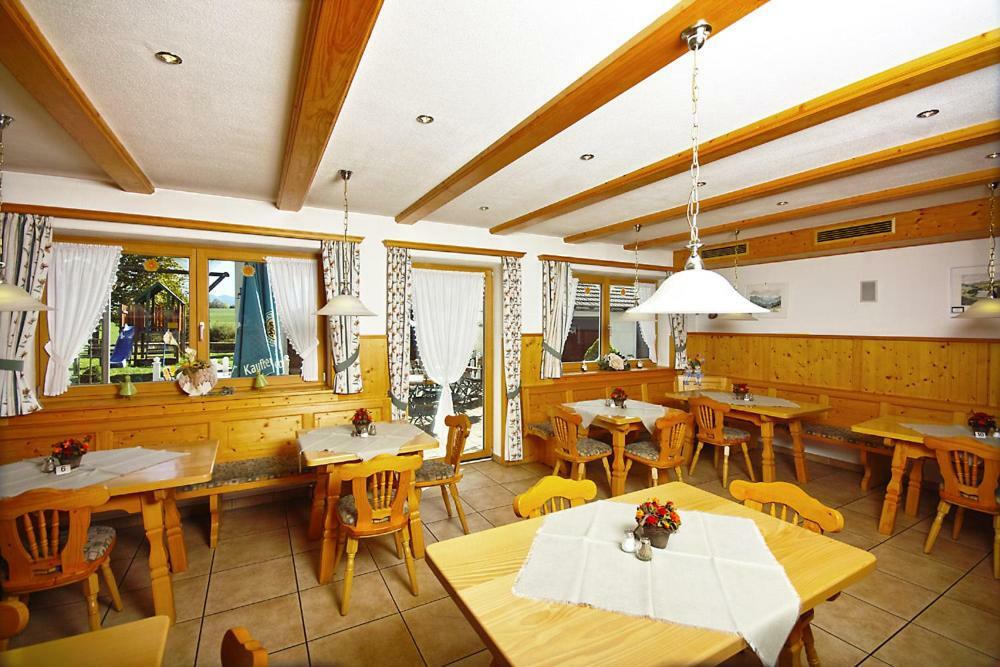 Gasthof "Zum Strauss" Wildsteig Luaran gambar